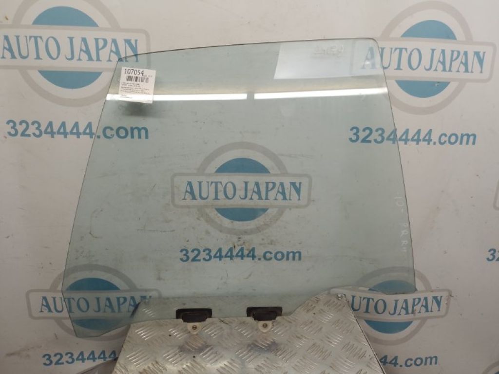 68103-32110 | Стекло двери задн. прав. TOYOTA CAMRY 10 92-96