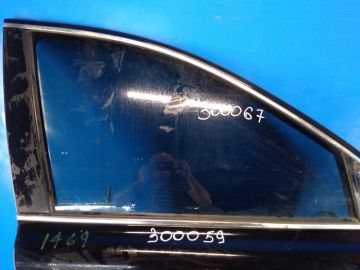 Скло дверей передн. прав. VOLVO XC90 02–16