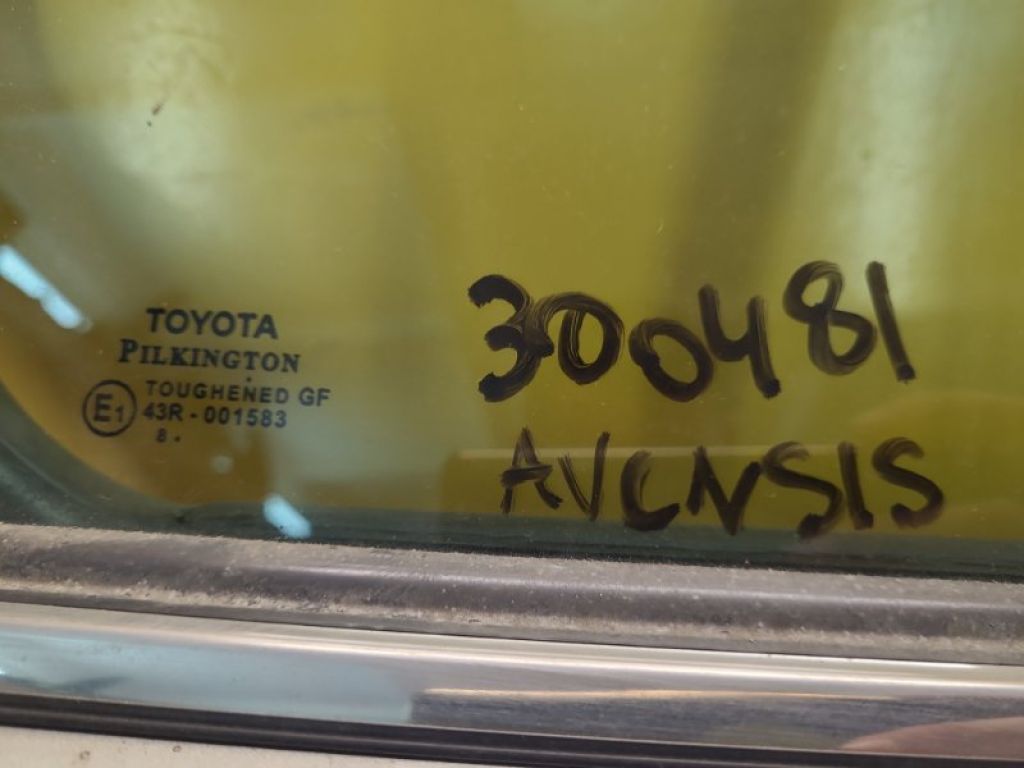 68123-05090 | Скло дверей глухе задн. прав. TOYOTA AVENSIS 08-18 - Фото 2