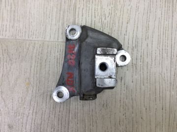 Кронштейн опоры двигателя передн. ACURA MDX (YD2) 06-13