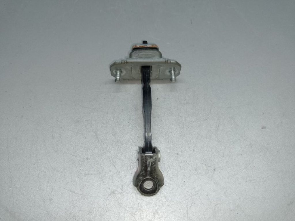 61124FJ000 | Ограничитель двери передн. прав. SUBARU IMPREZA 11-17