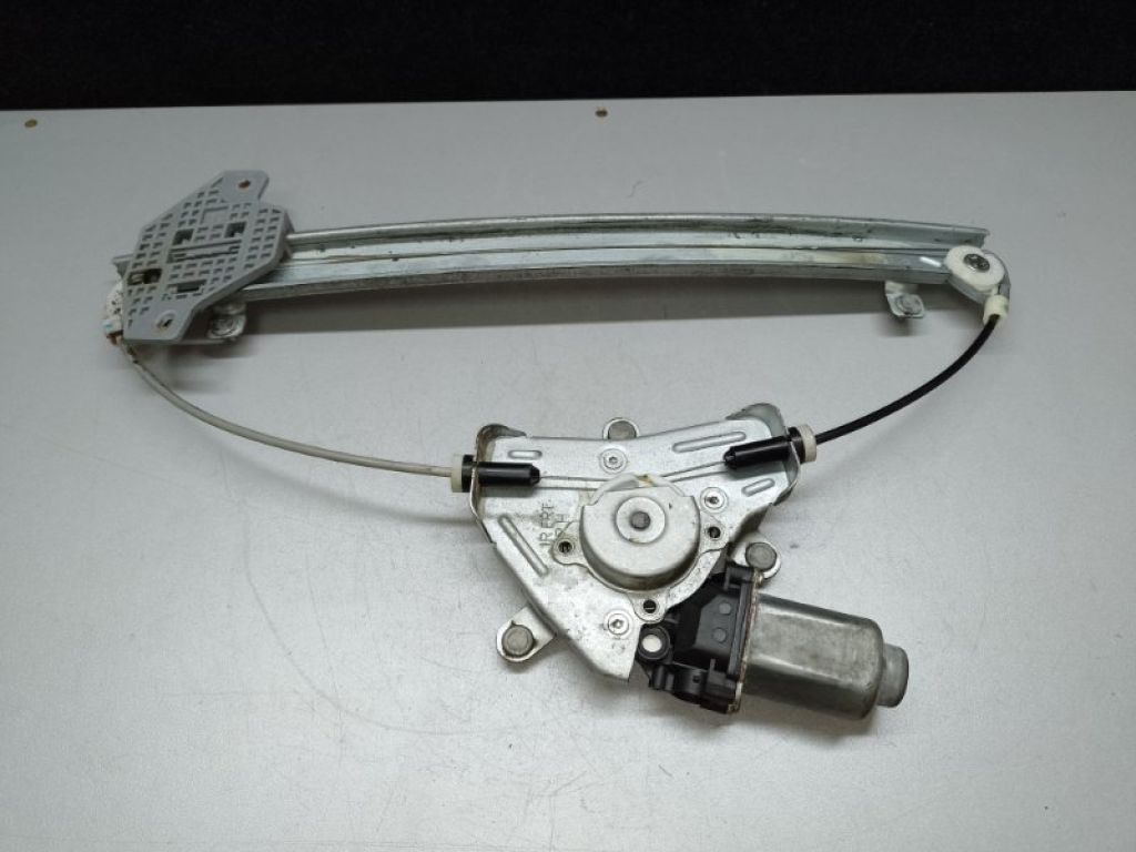 82404-1R110 | Стеклоподъемник передн. прав. HYUNDAI ACCENT RB 10-