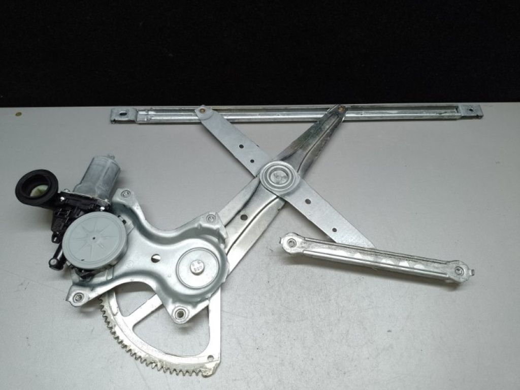 69801-06070 | Склопідйомник передн. прав. TOYOTA CAMRY 40 06-11
