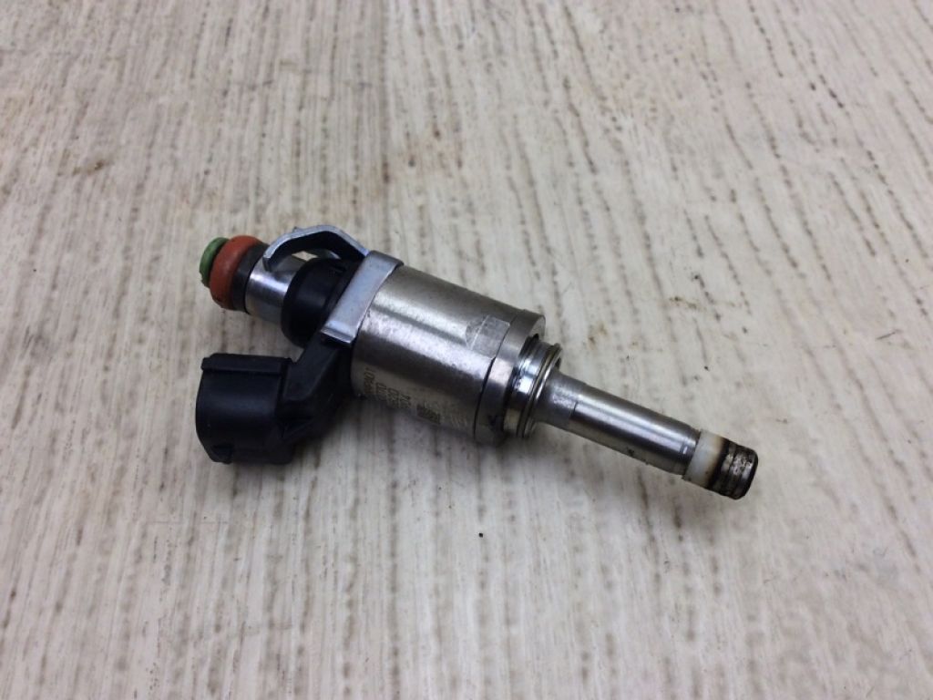 16010-R9P-305 | Форсунка паливна ACURA MDX (YD3) 13-21