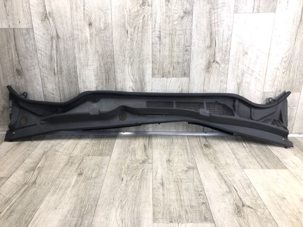 557080T010 | Пластик під лобове скло / Жабо TOYOTA VENZA 09-16