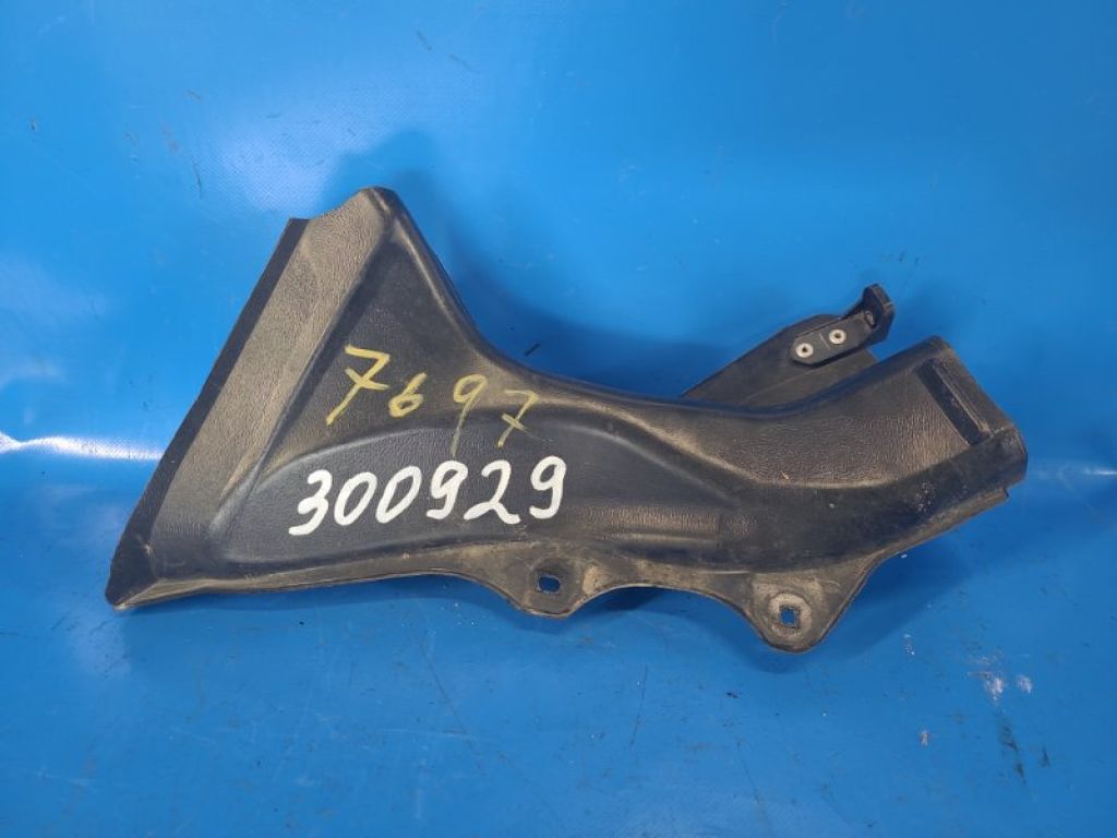 53285-53040 | Воздуховод охлаждения тормозов прав. LEXUS IS250/350 05-13