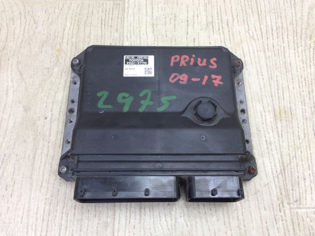 8966047510 | Блок керування двигуном TOYOTA PRIUS - 30 09-17