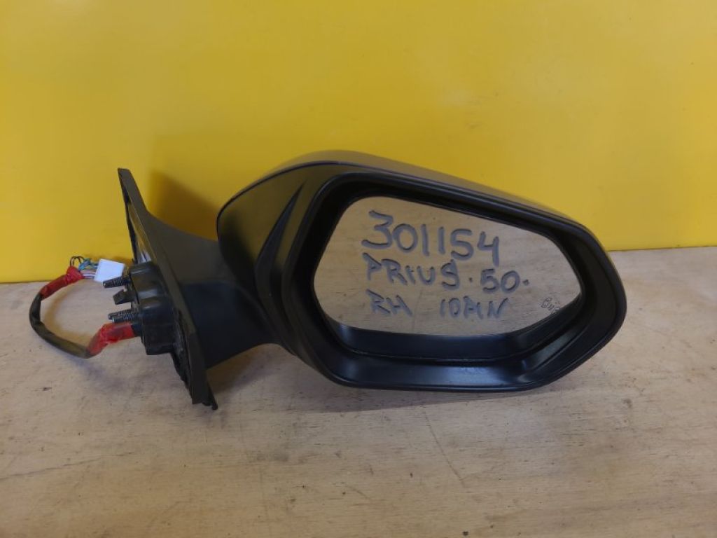 8791047420 | Дзеркало прав. TOYOTA PRIUS 16-