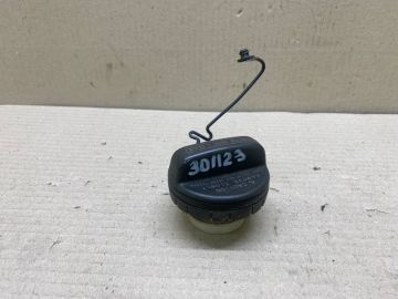 Кришка паливного бака TOYOTA CAMRY 40 06-11