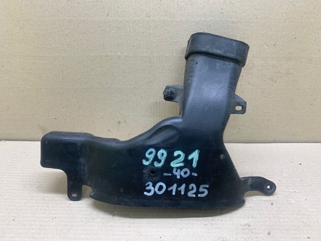 17752-0P010 | Воздухозаборник TOYOTA CAMRY 40 06-11
