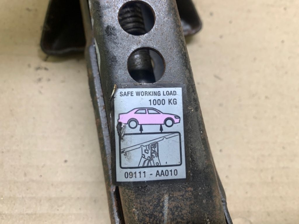 09111-AA010 | Домкрат TOYOTA CAMRY 40 06-11 - Фото 2