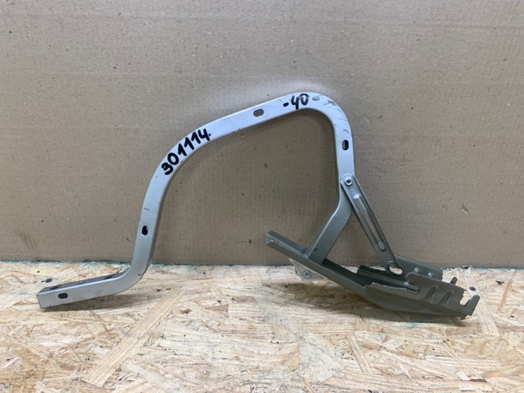 64510-06030 | Петля крышки багажника TOYOTA CAMRY 40 06-11