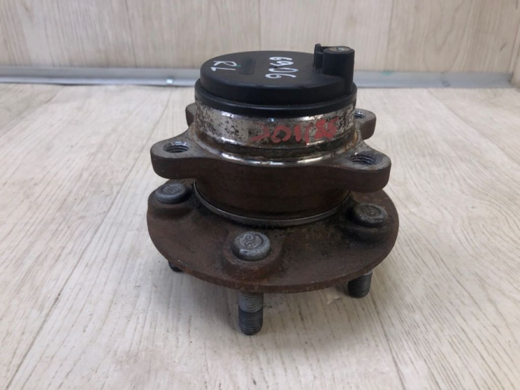 DG9Z-1104-F | Маточина колеса задн. LINCOLN MKZ 13-20 - Фото 2