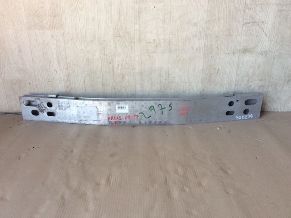 5202147032 | Усилитель переднего бампера TOYOTA PRIUS - 30 09-17
