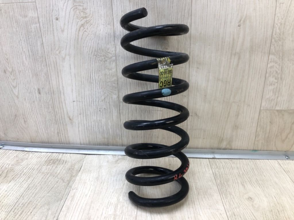 DG9Z-5560-C | Пружина задней подвески лев. LINCOLN MKZ 13-20