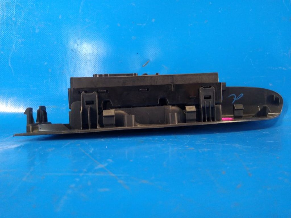 25401-3SH1A | Блок керування склопідіймачами NISSAN SENTRA B17 12-21 - Фото 3