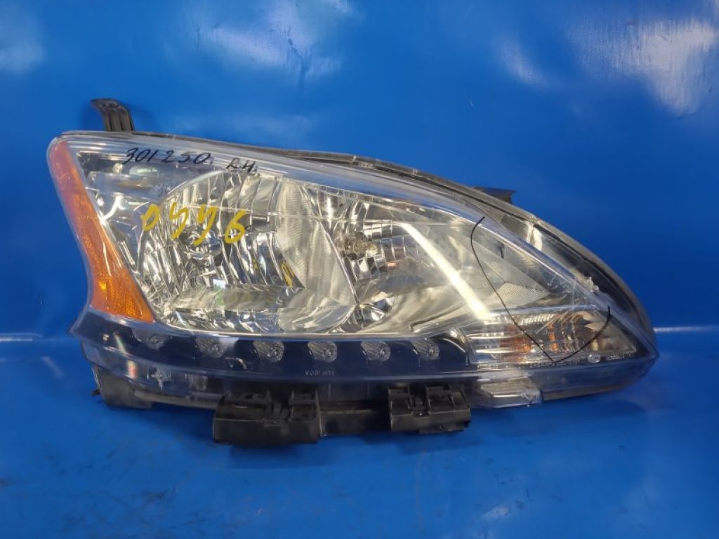 26010-3SG2A | Фара прав. NISSAN SENTRA B17 12-21