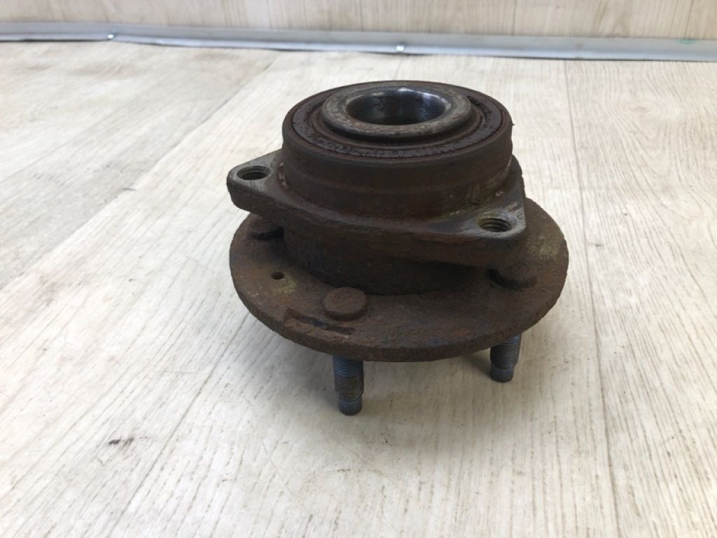 13585440 | Ступица передн. CADILLAC ATS 12-19