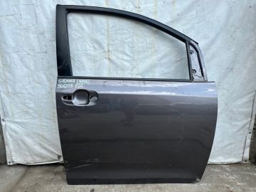 Двері передн. прав. TOYOTA SIENNA 11-16
