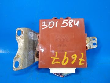 Блок електронний LEXUS IS250/350 05-13