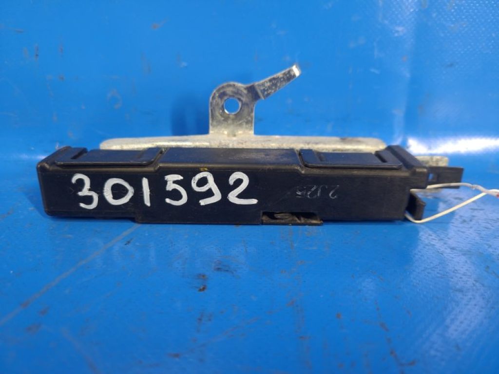 89997-53020 | Антена LEXUS IS250/350 05-13