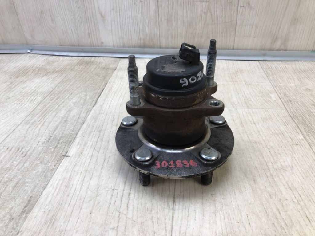 527301M000 | Ступица задн. KIA FORTE/CERATO TD 08-13