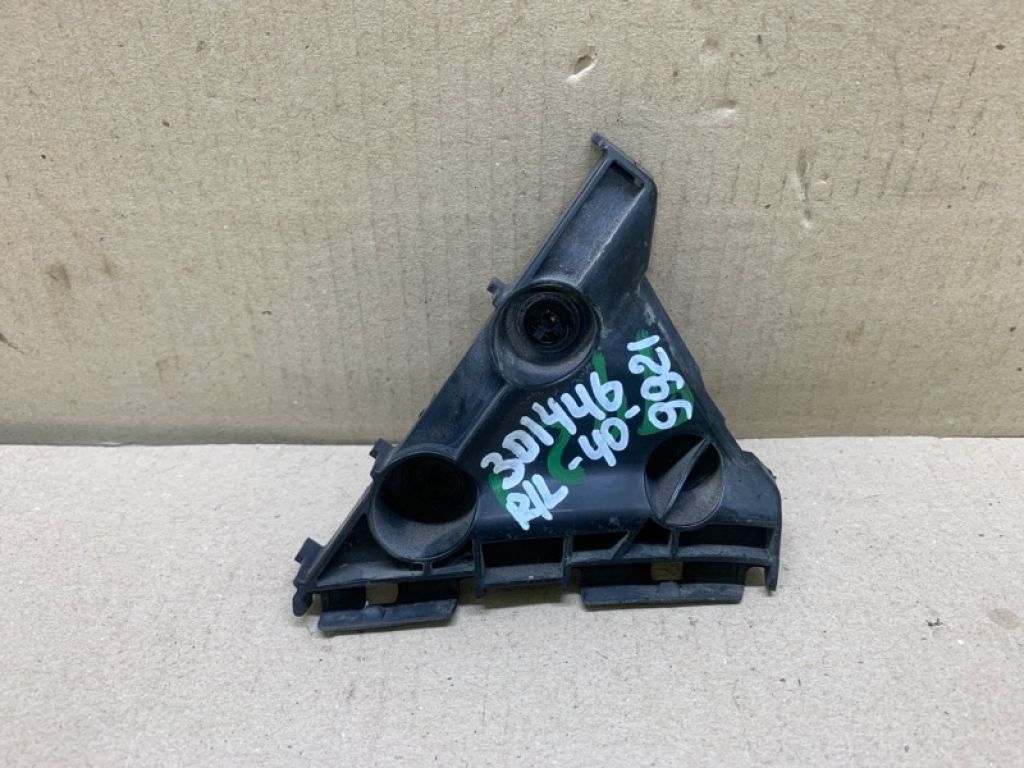 52576-06030 | Кронштейн заднего бампера лев. TOYOTA CAMRY 40 06-11