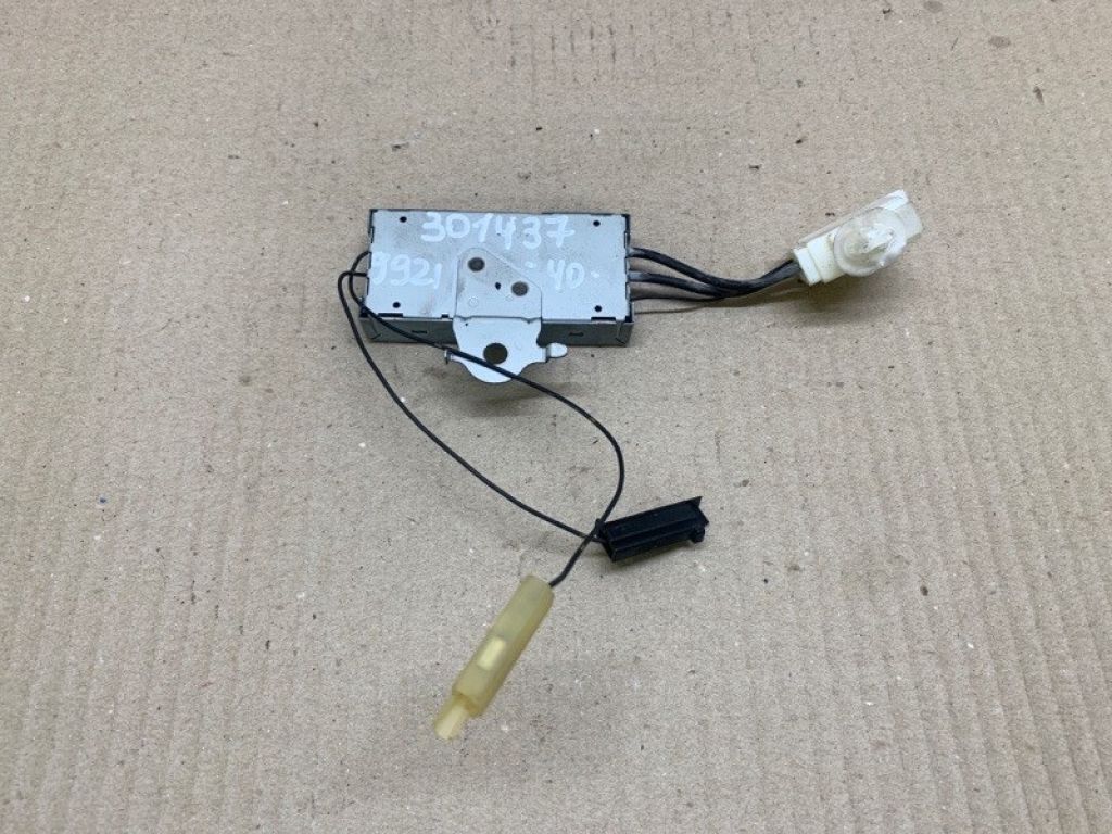 86300-06071 | Антенна TOYOTA CAMRY 40 06-11