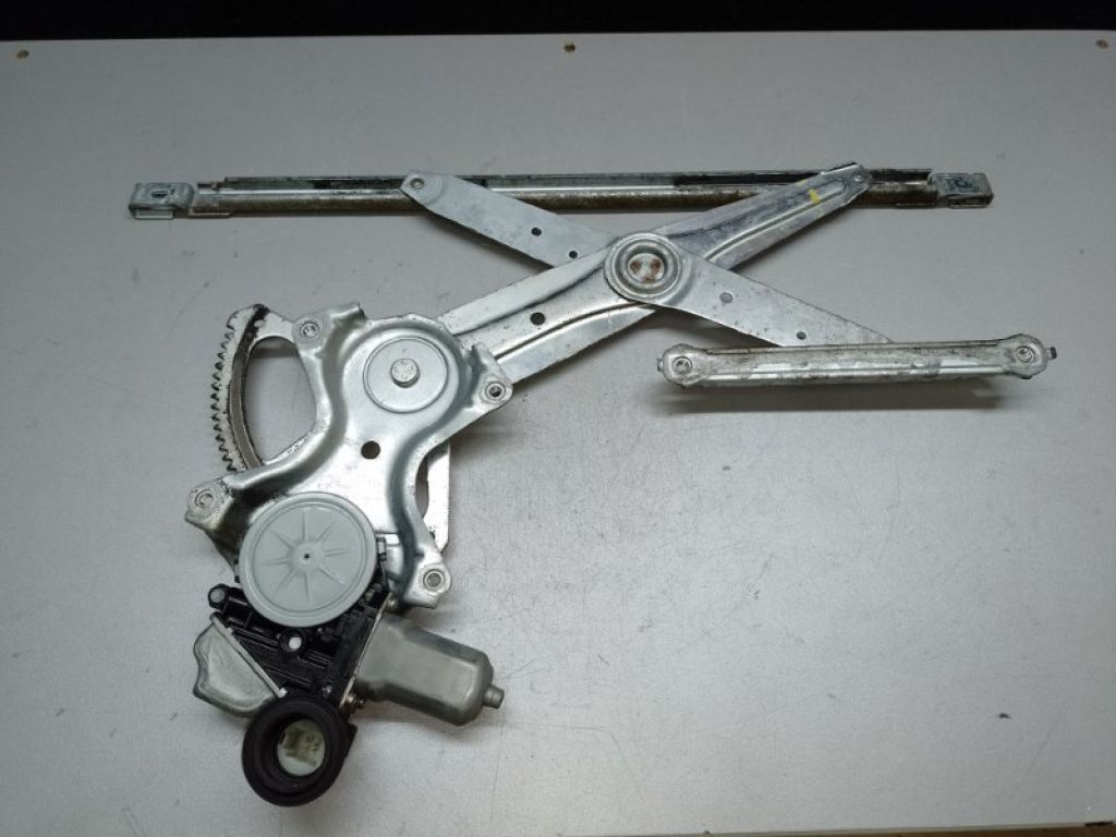 69802-06070 | Стеклоподъемник передн. лев. TOYOTA CAMRY 40 06-11