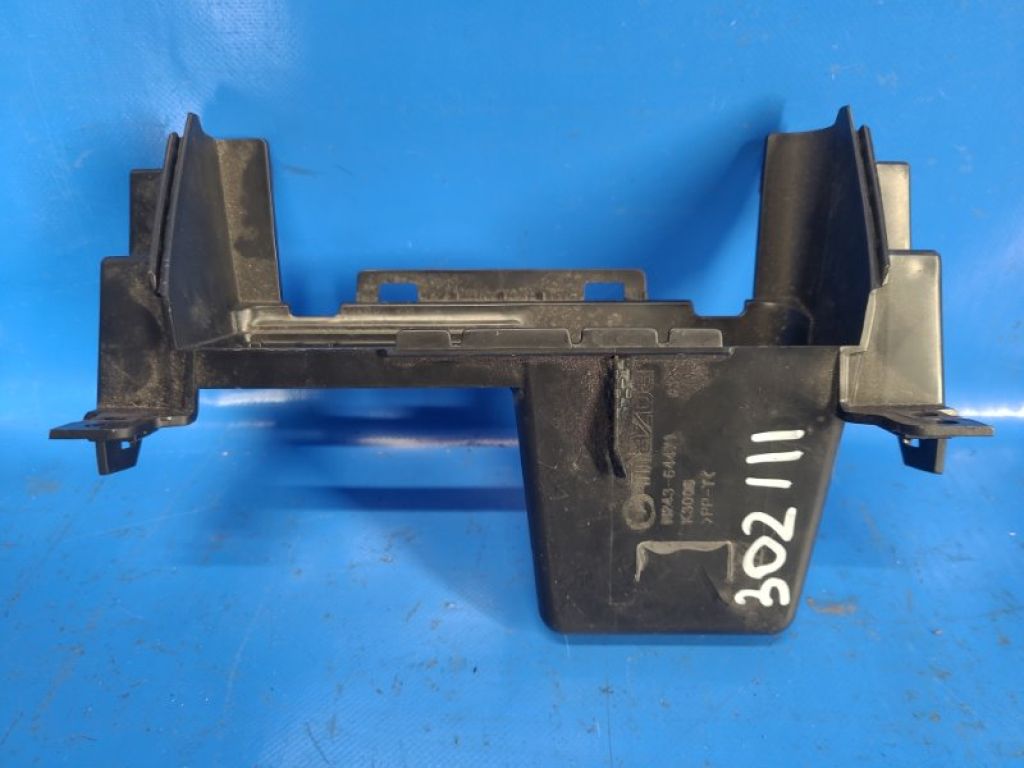 NA1P-64-320D02 | Накладка торпедо центр. MAZDA MX-5 15-