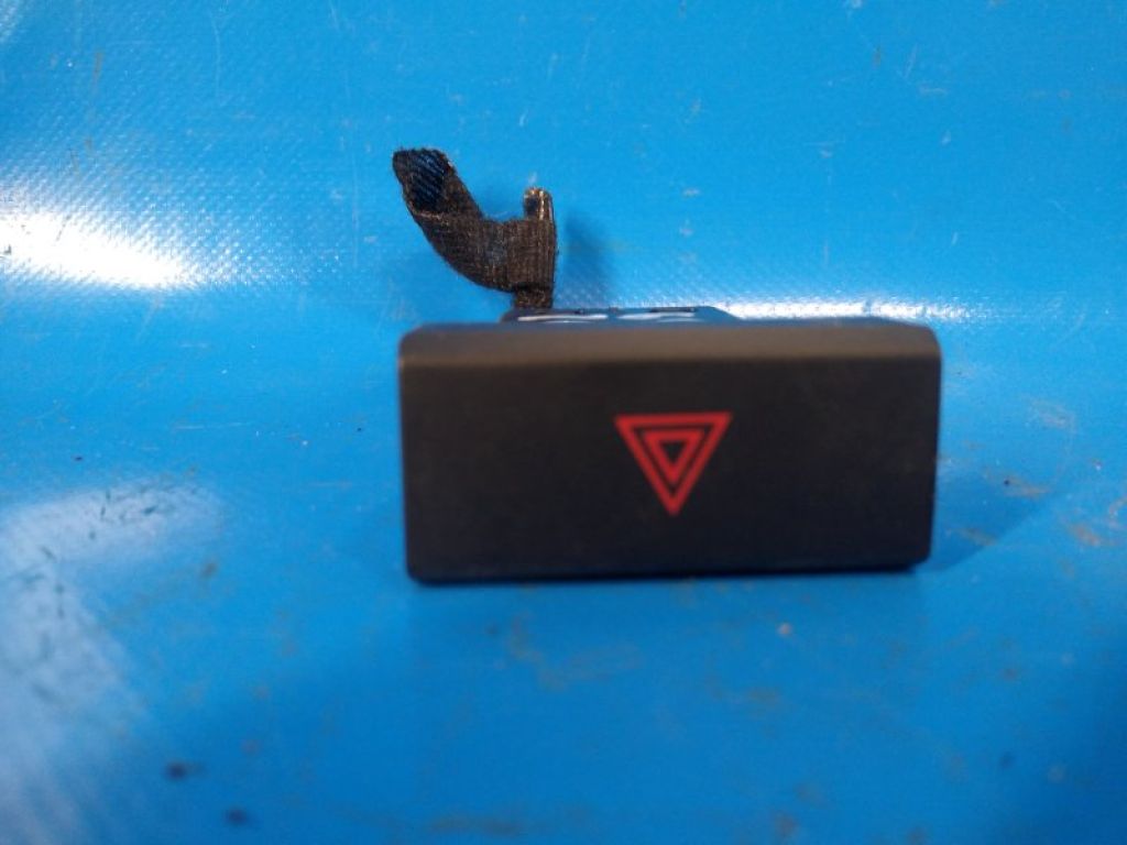 N243-66-4H0 | Кнопка аварийной сигнализации MAZDA MX-5 15-