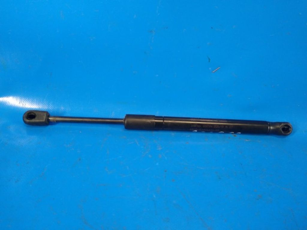 FR3Z-63406A10-B | Амортизатор крышки багажника FORD MUSTANG 15-
