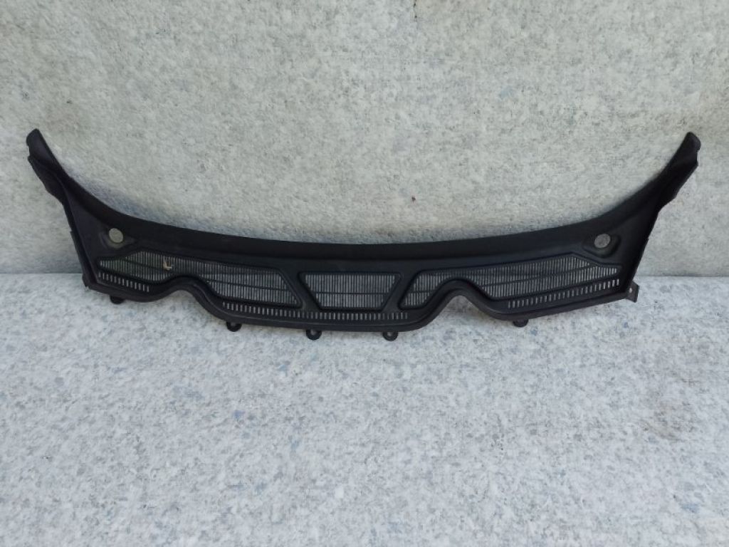 GN1Z-58018A16-AC | Пластик під лобове скло / Жабо FORD ECOSPORT 18-22