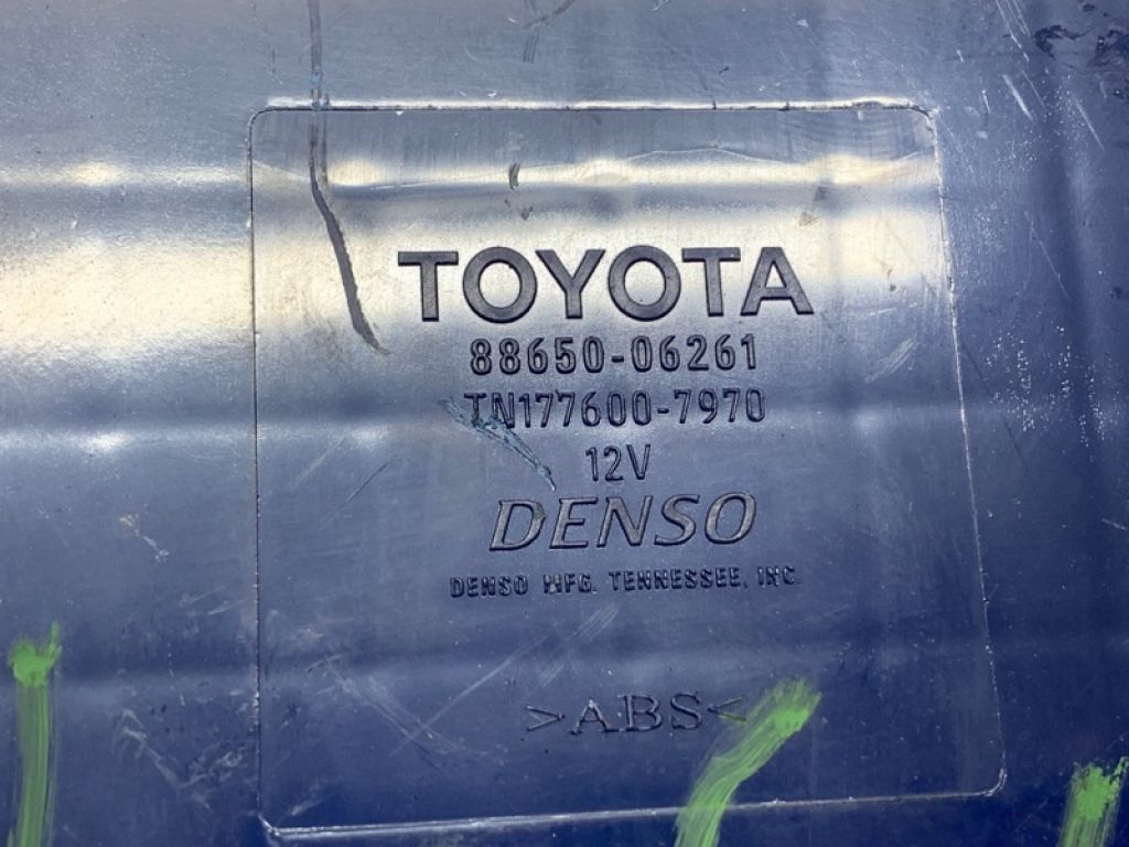 88650-06261 | Блок електронний TOYOTA CAMRY 40 06-11 - Фото 3