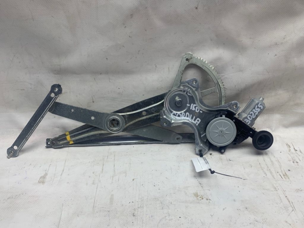 69802-02180 | Стеклоподъемник передн. лев. TOYOTA COROLLA 150 06-13