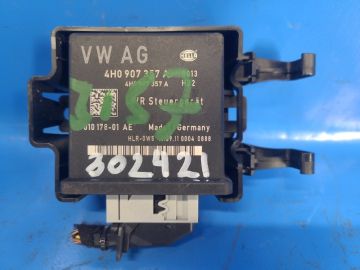 Блок управления корректора фар AUDI A6 (C7) 11-18