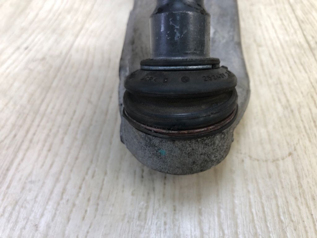 GS7Z-3078-B | Рычаг передней подвески нижний прав. LINCOLN MKZ 13-20 - Фото 4