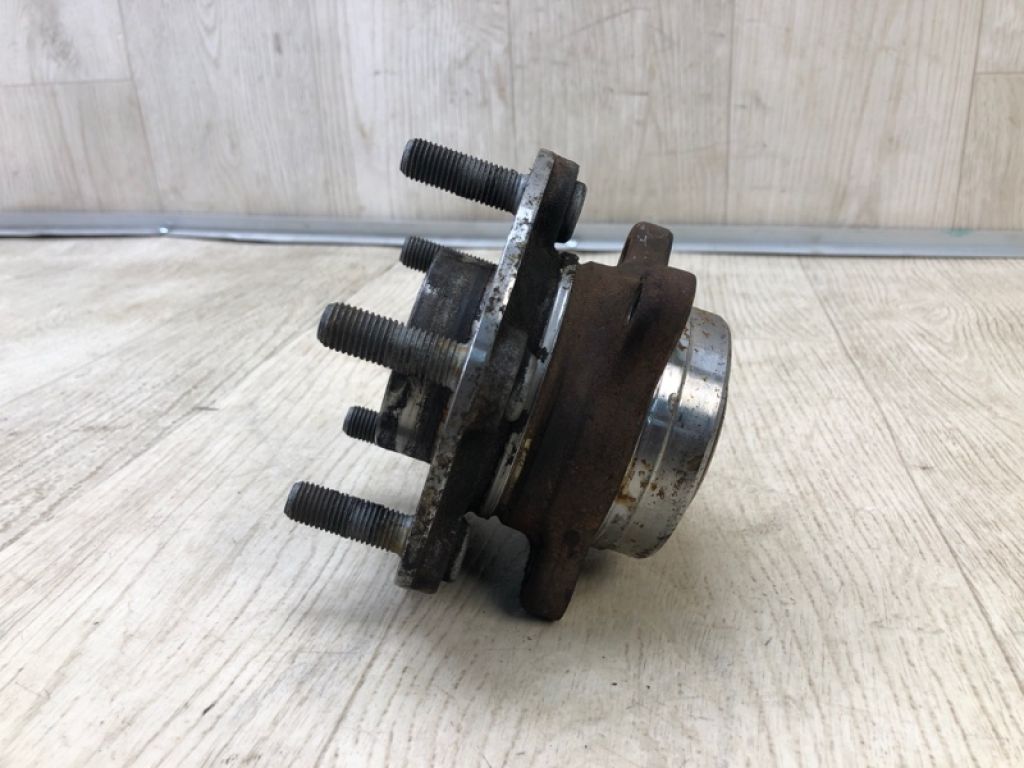DG9Z-1104-U | Маточина колеса передн. LINCOLN MKZ 13-20