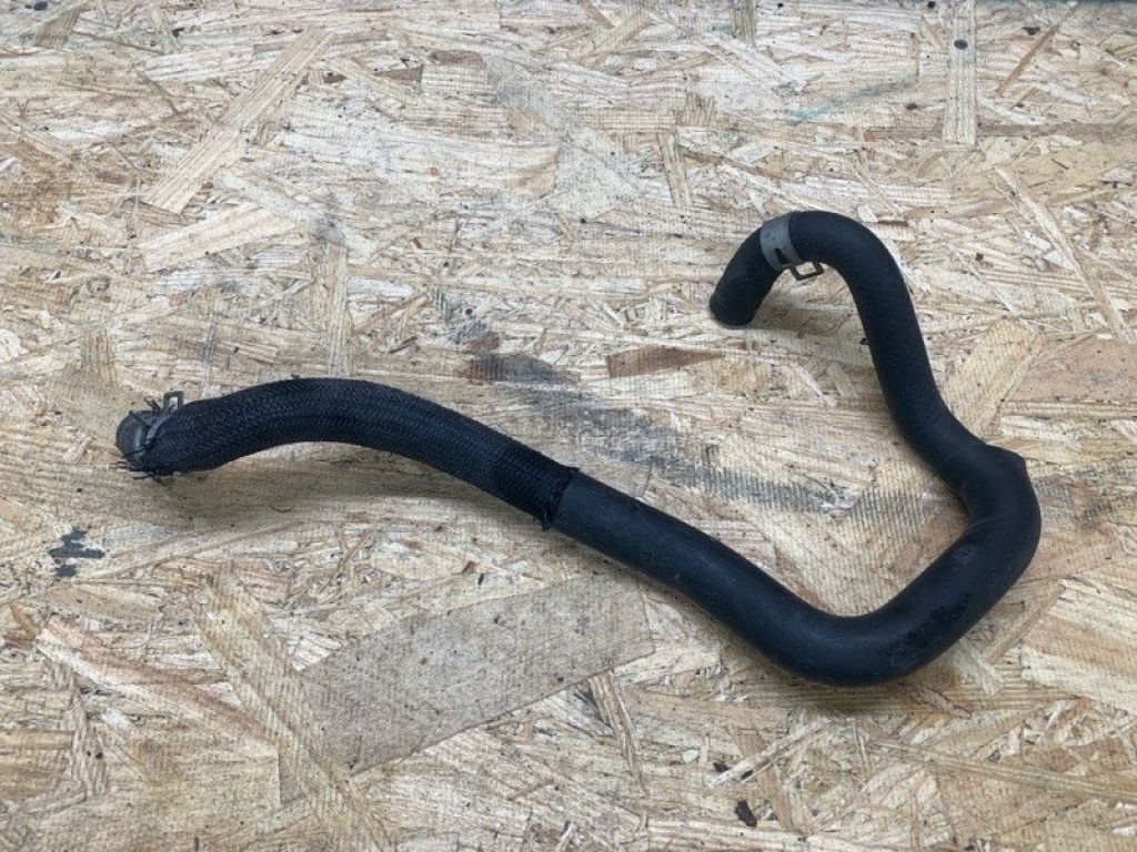 G9225-33020 | Патрубок системи охолодження TOYOTA CAMRY 40 06-11 - Фото 2