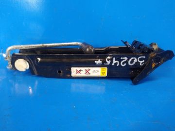 Домкрат MINI COOPER (F57) 15-