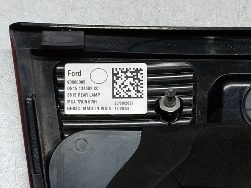 GN1Z-13404-K | Фонарь внутренний прав. FORD ECOSPORT 18-22 - Фото 3