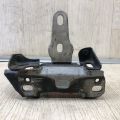 8V51-7M121AE | Подушка АКПП лів. FORD FIESTA 08-17 - Прев'ю 2