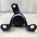 8V5Z-6038-H | Подушка двигуна FORD FIESTA 08-17 - Прев'ю 3