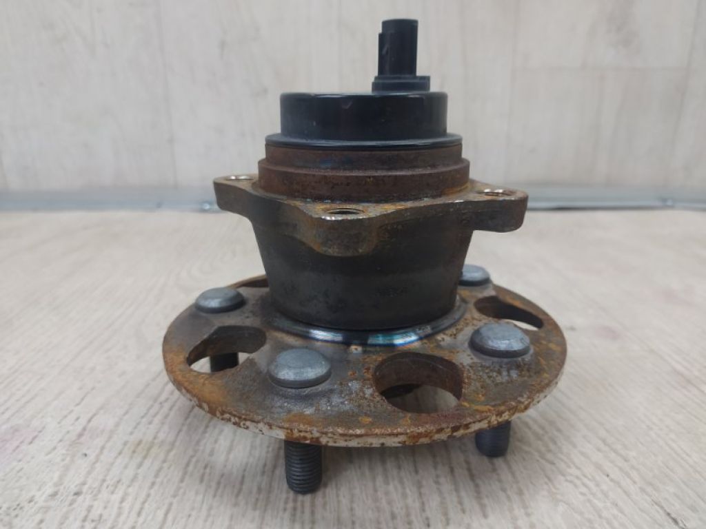 4245006090 | Ступица задн. TOYOTA CAMRY 70 17- - Фото 2