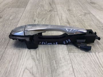 Ручка двері зовнішня передн. прав. NISSAN ALTIMA L33 12-18