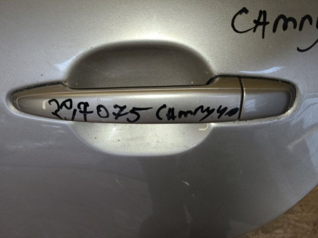 69211-28070-B0 | Ручка двери наружная задн. лев. TOYOTA CAMRY 40 06-11