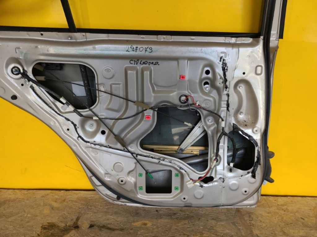 69804-33050 | Склопідйомник задн. лів. TOYOTA CAMRY 40 06-11