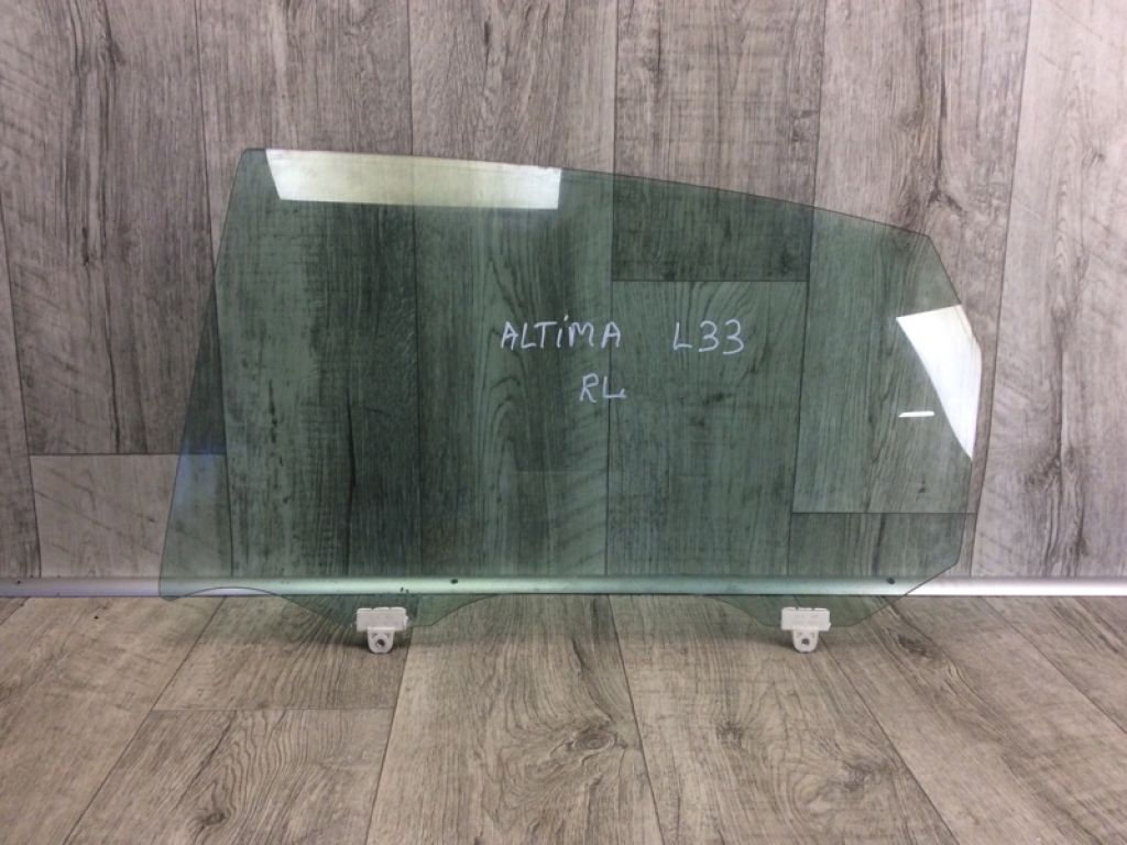 823013TA0A | Скло дверей задн. лів. NISSAN ALTIMA L33 12-18