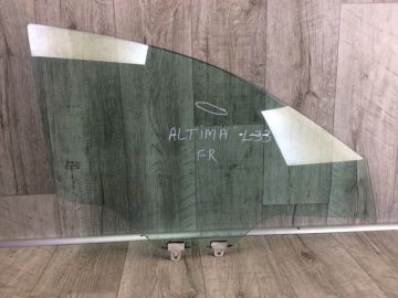 Скло дверей передн. прав. NISSAN ALTIMA L33 12-18