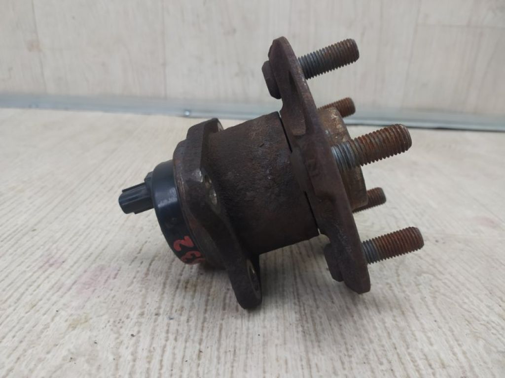 4245047040 | Маточина колеса задн. TOYOTA PRIUS - 30 09-17 - Фото 4